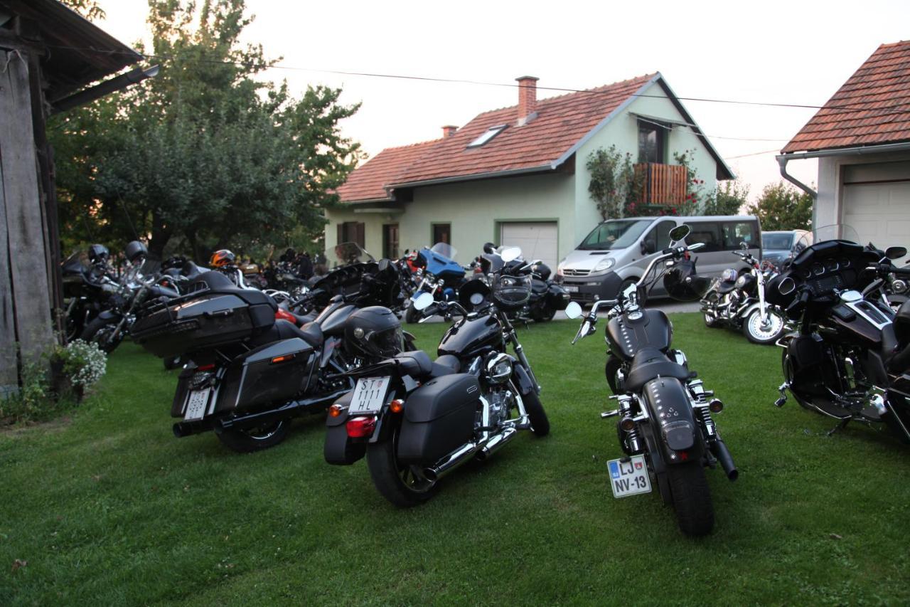 Holiday Home Maderka Strigova Exterior photo